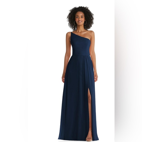 After Six
One-Shoulder Chiffon Maxi Dress With Shirred Front - Picture 3 of 6